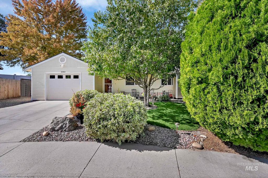 Photo of 2383 W Panama St, Boise, ID 83705 (MLS # 98964369)