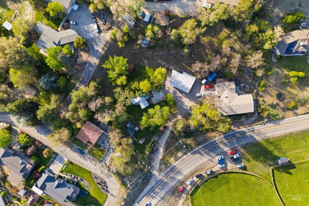 Photo of 4125 N 36th Street, Boise, ID 83703 (MLS # 98983453)