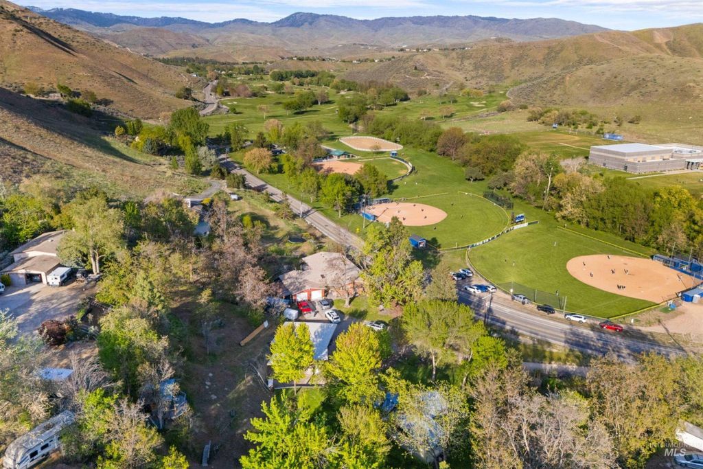 Photo of 4125 N 36th Street, Boise, ID 83703 (MLS # 98983453)