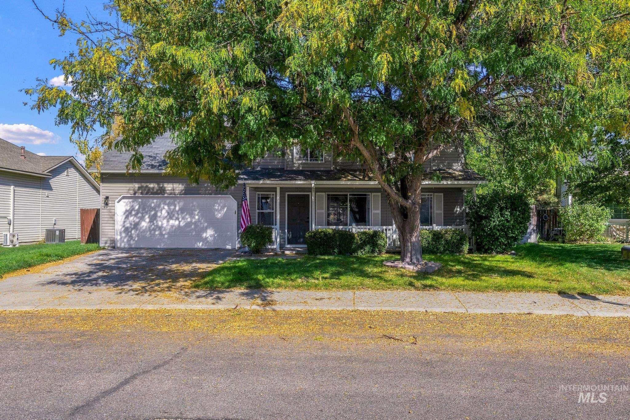312 E Snowy Owl Street