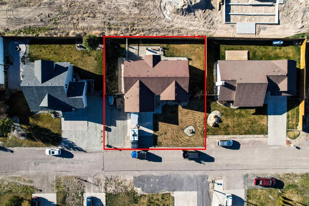 Photo of 350 W 2nd, Hazelton, ID 83335 (MLS # 98979004)