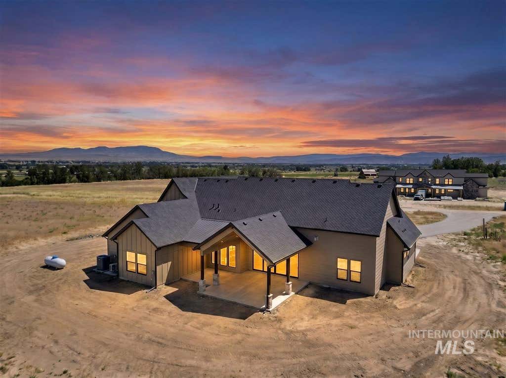 Photo of 6677 Sophie Lane, Emmett, ID 83617 (MLS # 98977933)