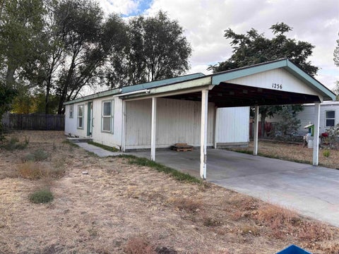 Photo of 1256 SE 9th Ave, Ontario, OR 97914 (MLS # 99003389)