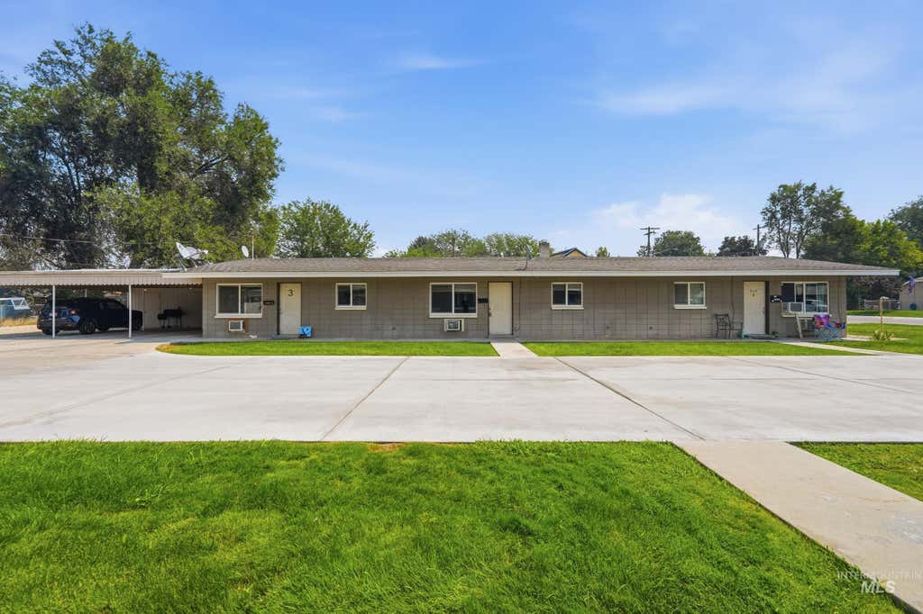 Photo of 236 High St, Nampa, ID 83651 (MLS # 98996463)