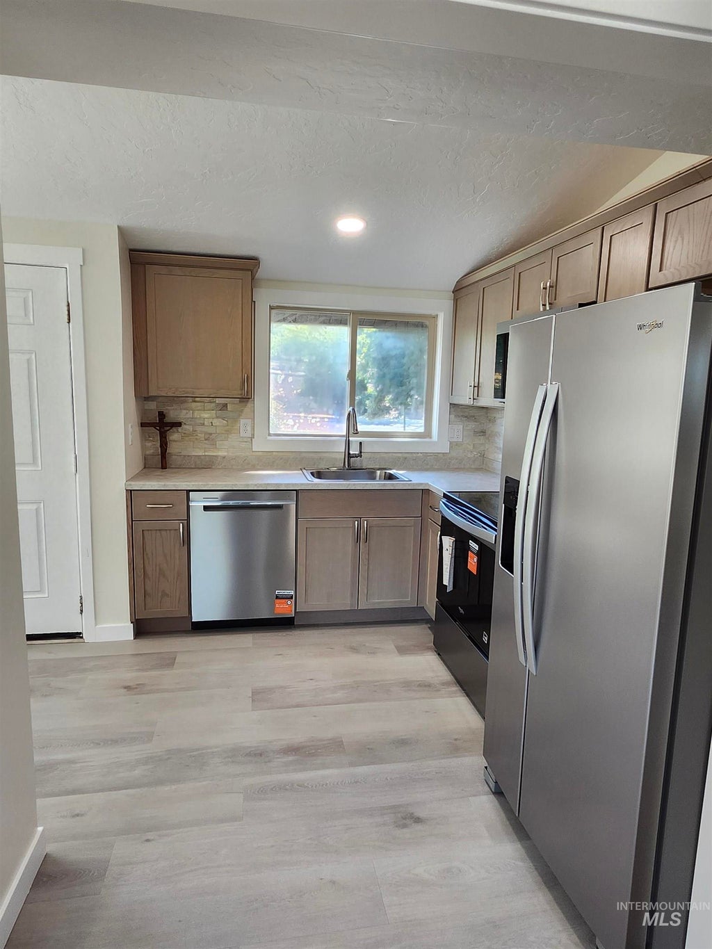 Photo of 1515 21st Ave, Lewiston, ID 83501 (MLS # 99000225)