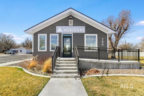 Photo of 209 Washington St N St, Twin Falls, ID 83301 (MLS # 98977495)