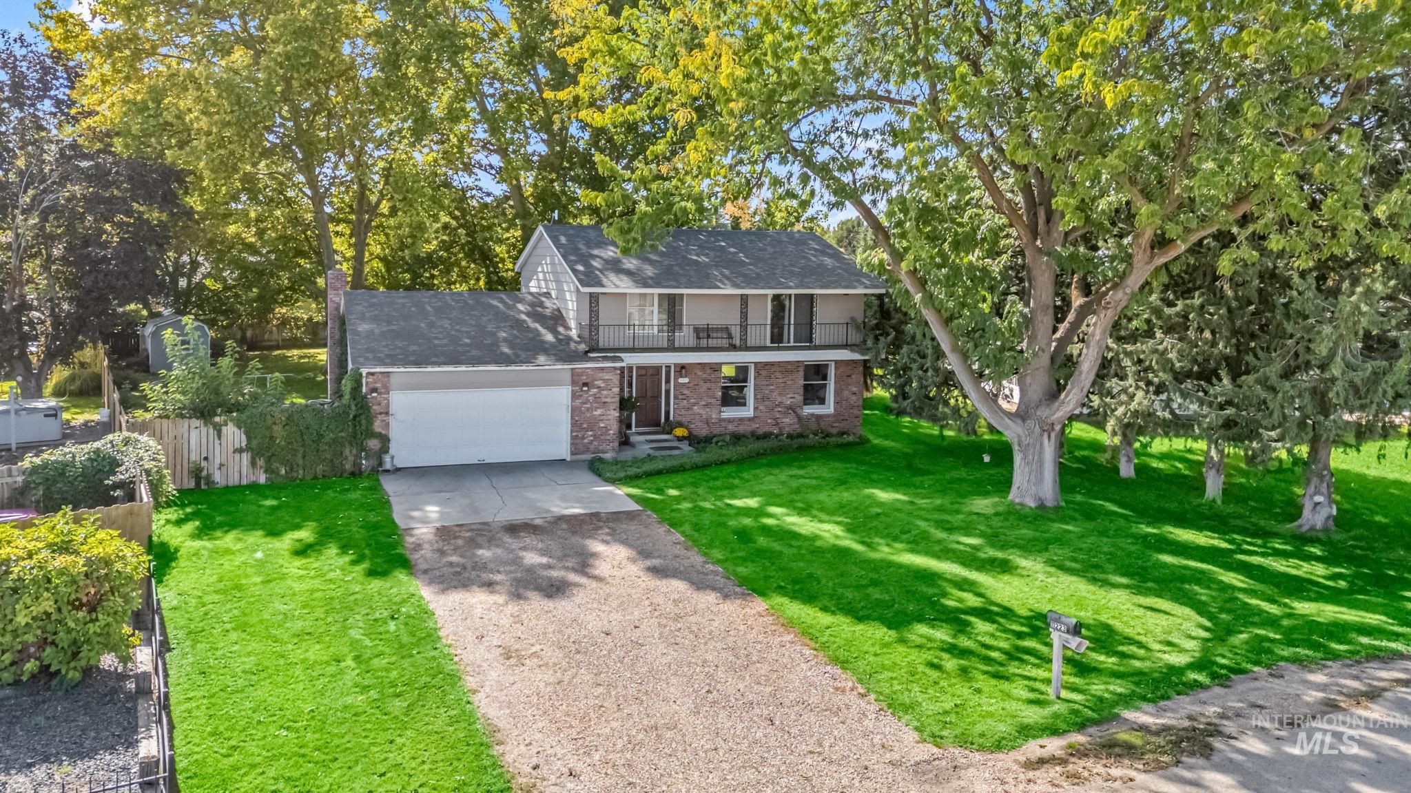 11223 Meadowbrook Dr