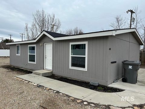 Photo of 408 S Main St, Homedale, ID 83628 (MLS # 98943881)