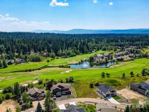 1400 & 1404 Mountain Meadow Dr McCall ID 83638
