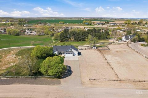 Photo of 3941 Vista Ridge Lane, New Plymouth, ID 83655 (MLS # 98981826)