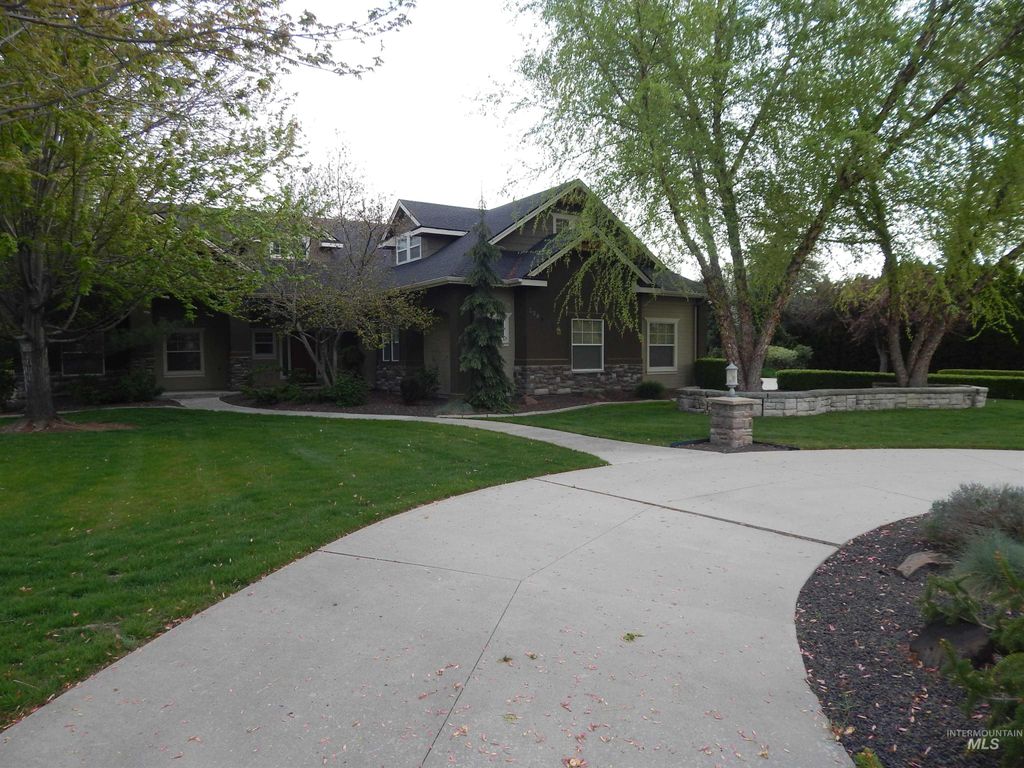 Photo of 2248 W. Stansbury Dr, Eagle, ID 83616 (MLS # 98984787)