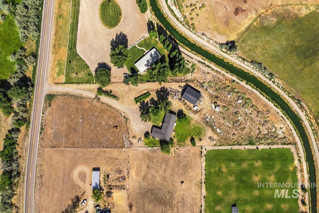 Photo of 37786 State Highway 78, Grand View, ID 83624 (MLS # 98957297)