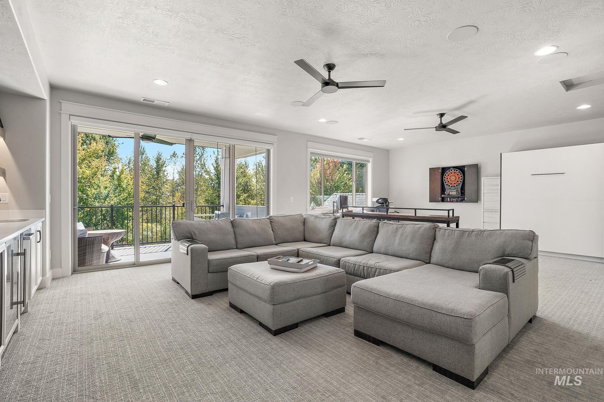 River views & opens to covered balcony