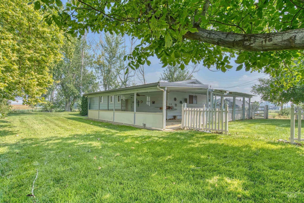 Photo of 365 Clabby Road, Weiser, ID 83672 (MLS # 98996537)