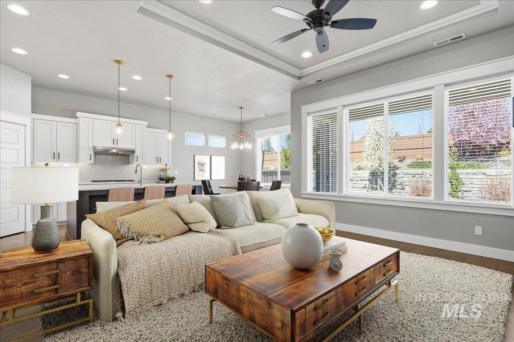 Photo of 3710 W Silver River Ln, Meridian, ID 83646 (MLS # 98977954)