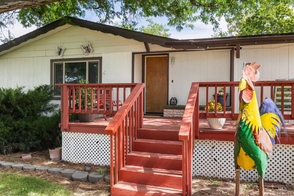 Photo of 236 N 200 W, Jerome, ID 83338 (MLS # 98999643)