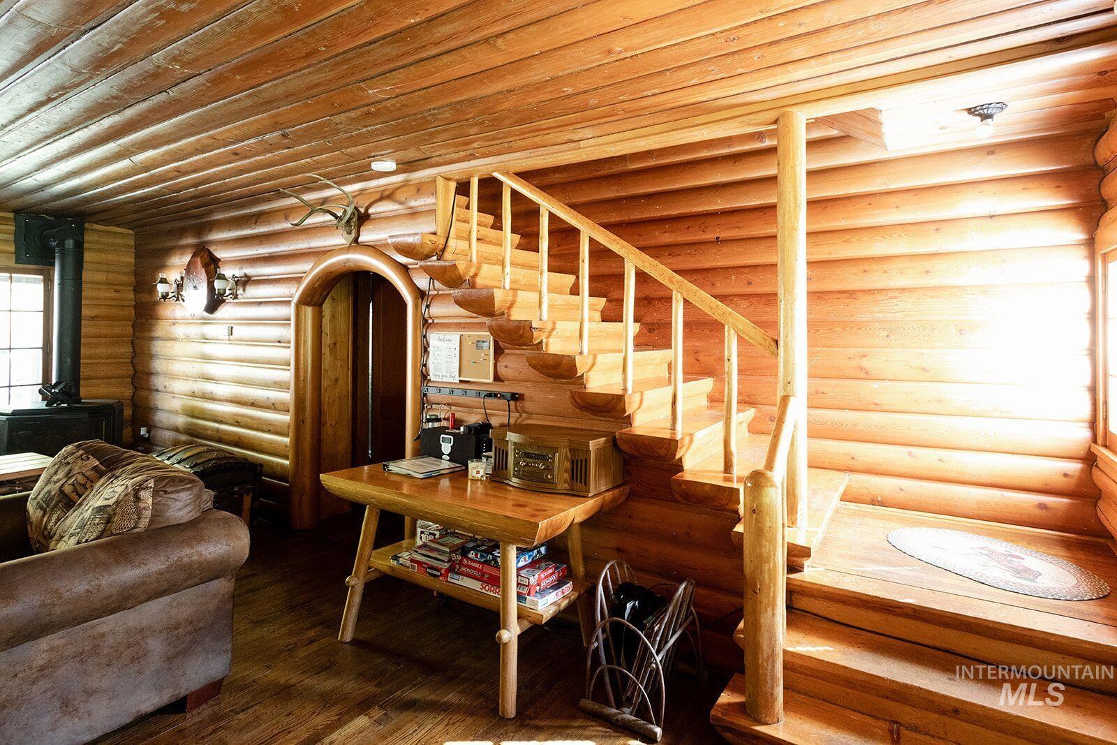 4775 Ponderosa Pine Scenic Bywy