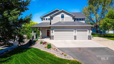 Photo of 14966 Marvel Place, Caldwell, ID 83607 (MLS # 98985950)