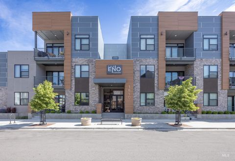 Photo of 3850 E Haystack St #107, Boise, ID 83716 (MLS # 98973713)