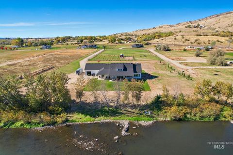 Photo of 3890 Birch Lane, Emmett, ID 83617 (MLS # 98976068)