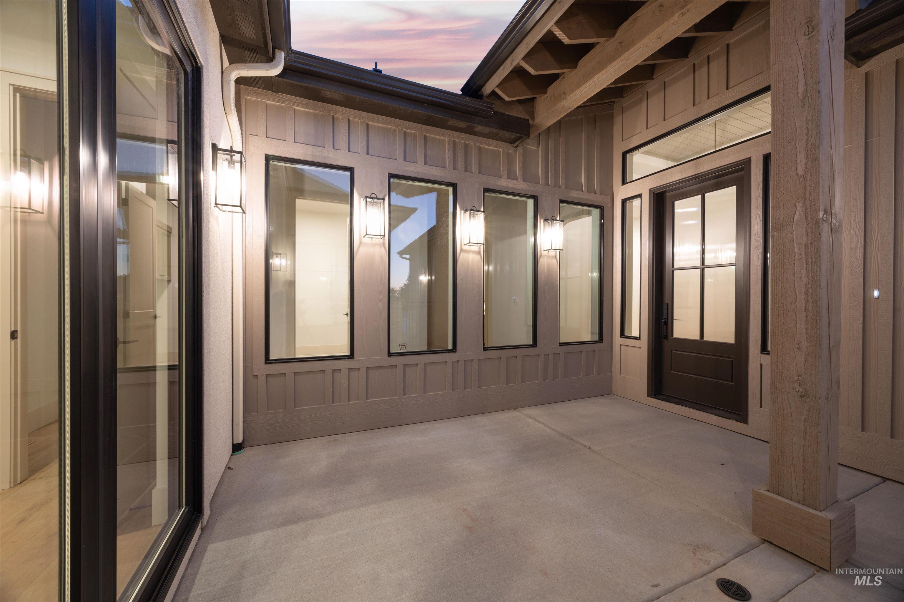 View of miscellaneous room