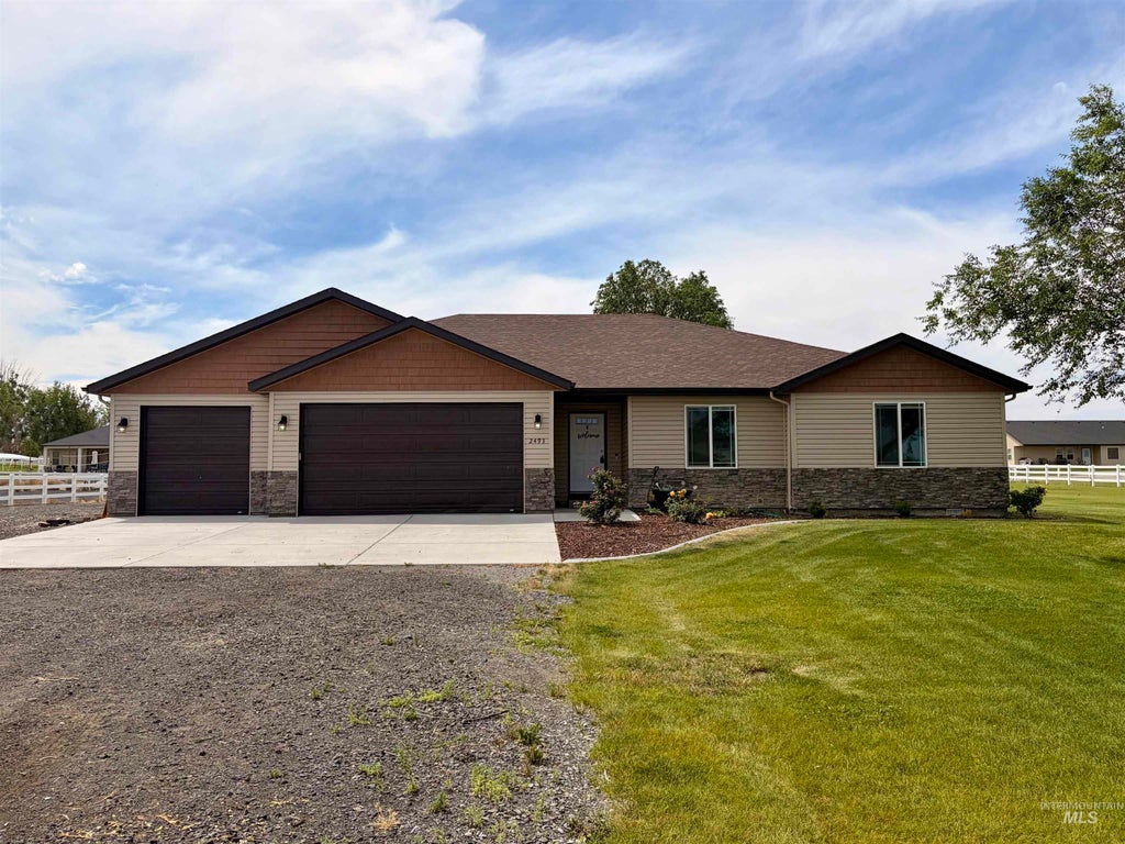 Photo of 2493 East 3769 North, Twin Falls, ID 83301 (MLS # 98993110)