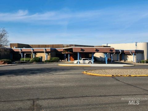 3444 Country Club Dr Lewiston ID 83501
