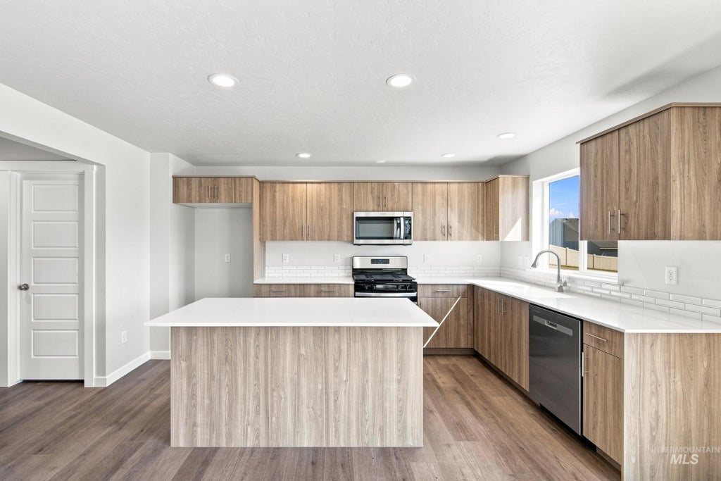 Photo of 15364 Patriot Ave, Nampa, ID 83651 (MLS # 98997658)