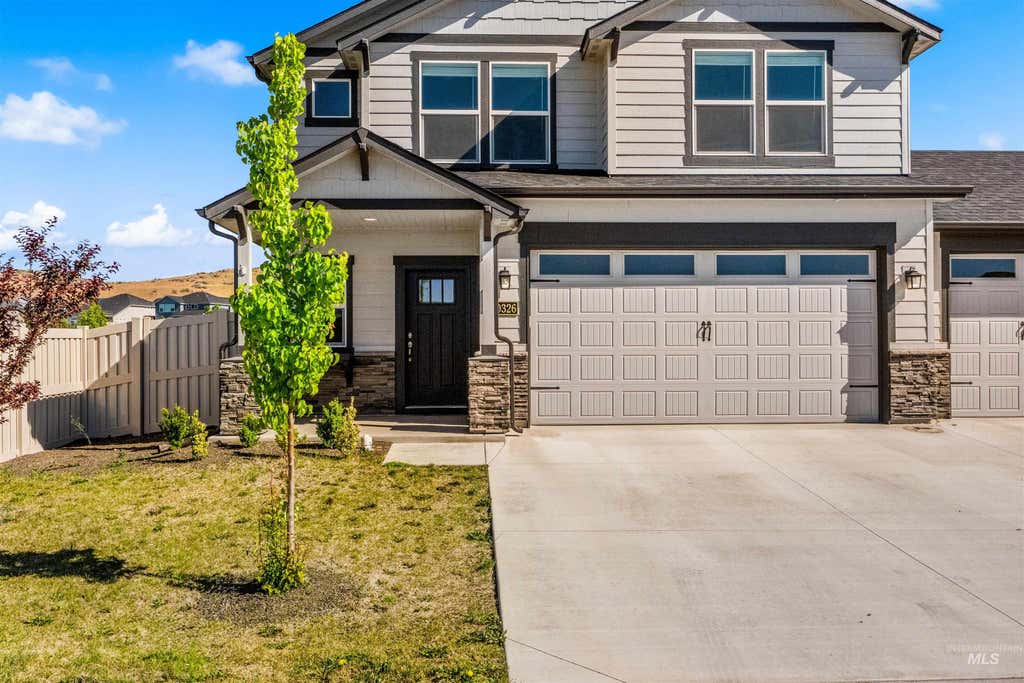 Photo of 10326 W Trident Ridge Dr, Star, ID 83669 (MLS # 98990057)