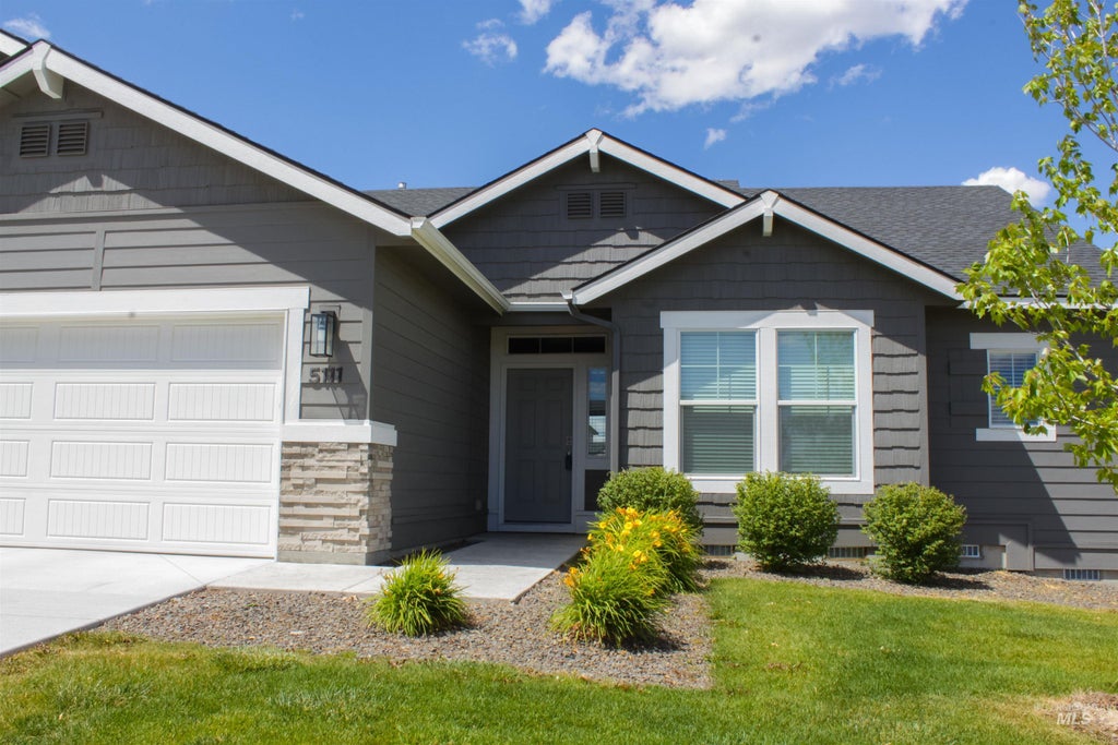 Photo of 5111 Clearfield ST, Caldwell, ID 83605 (MLS # 98999712)
