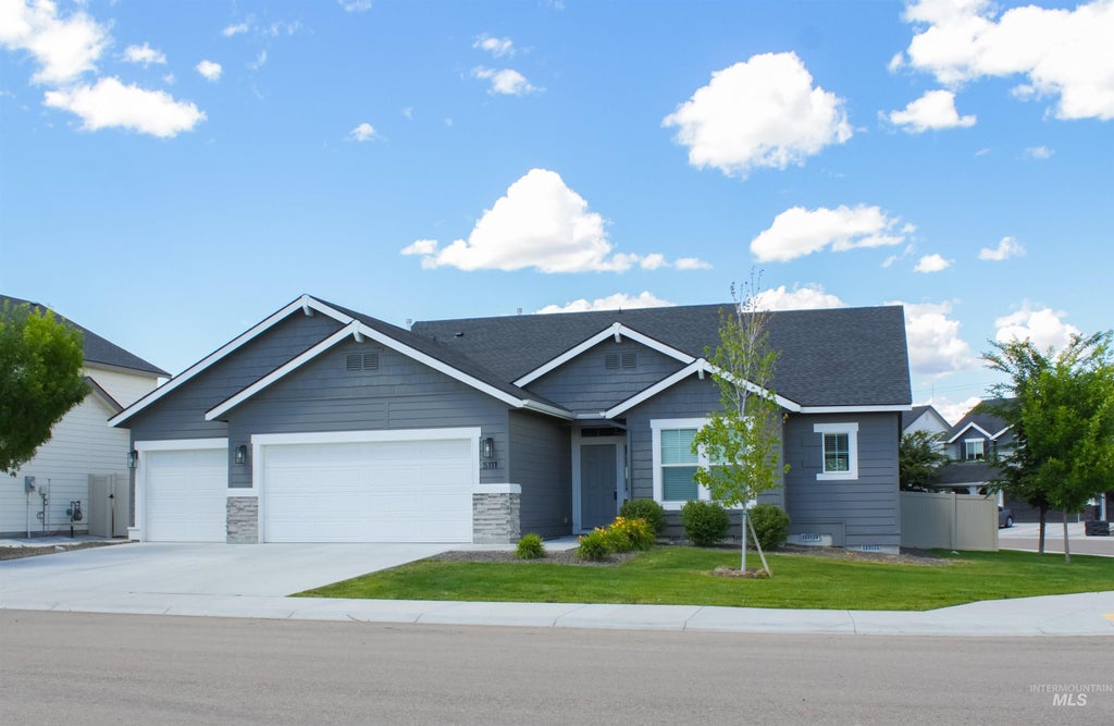 Photo of 5111 Clearfield ST, Caldwell, ID 83605 (MLS # 98999712)