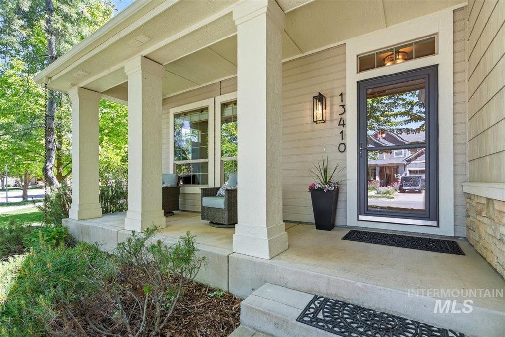 Photo of 13410 N 5th Ave, Boise, ID 83714 (MLS # 98986497)