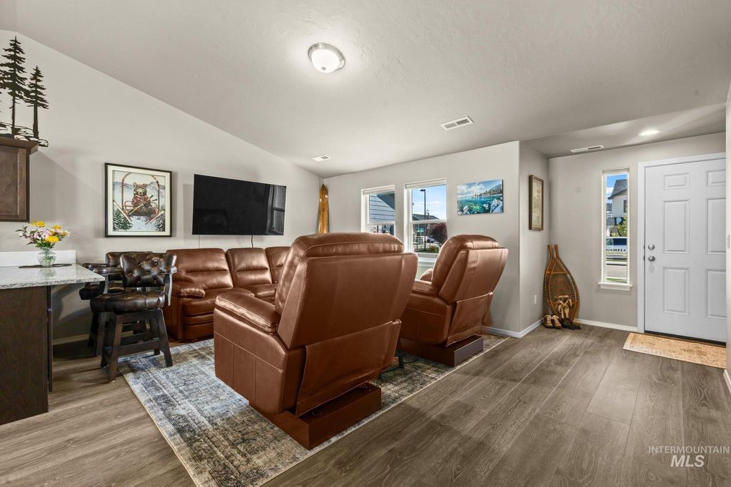 Photo of 1898 E Cave Falls St, Kuna, ID 83634 (MLS # 98984162)