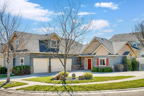 201 E Mikyl Ridge Loop Nampa ID 83686