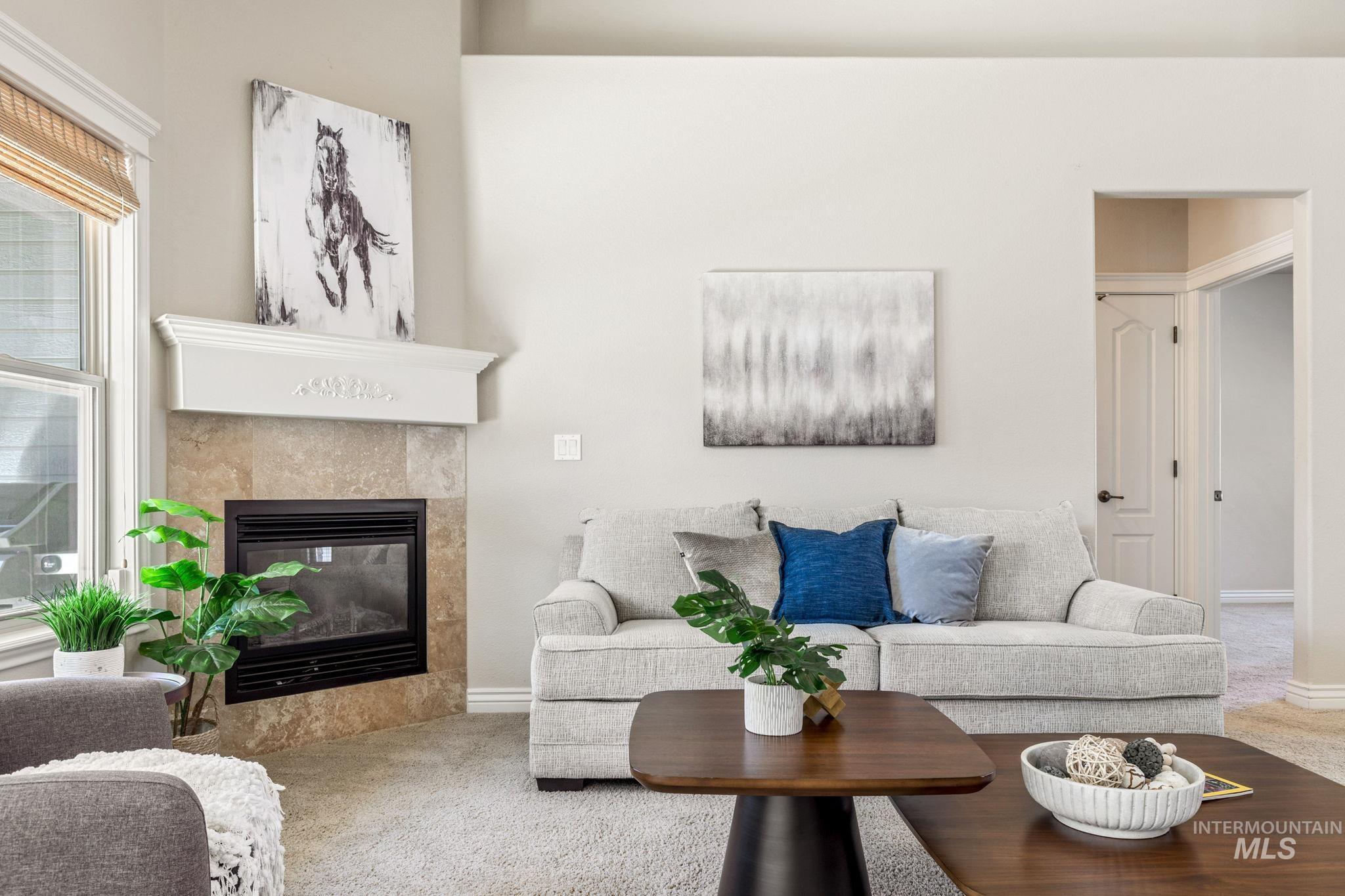 201 E Mikyl Ridge Loop