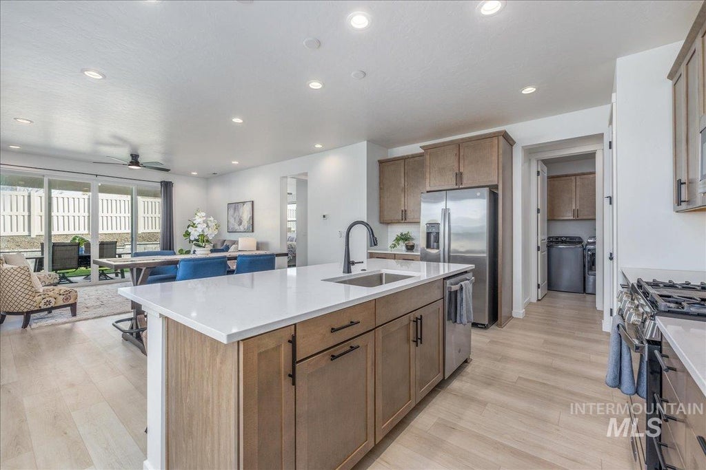 Photo of 1218 Stirling Meadows Ct, Middleton, ID 83644 (MLS # 99003258)