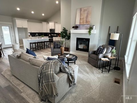 Photo of 4079 Williams St, Buhl, ID 83316 (MLS # 98976920)