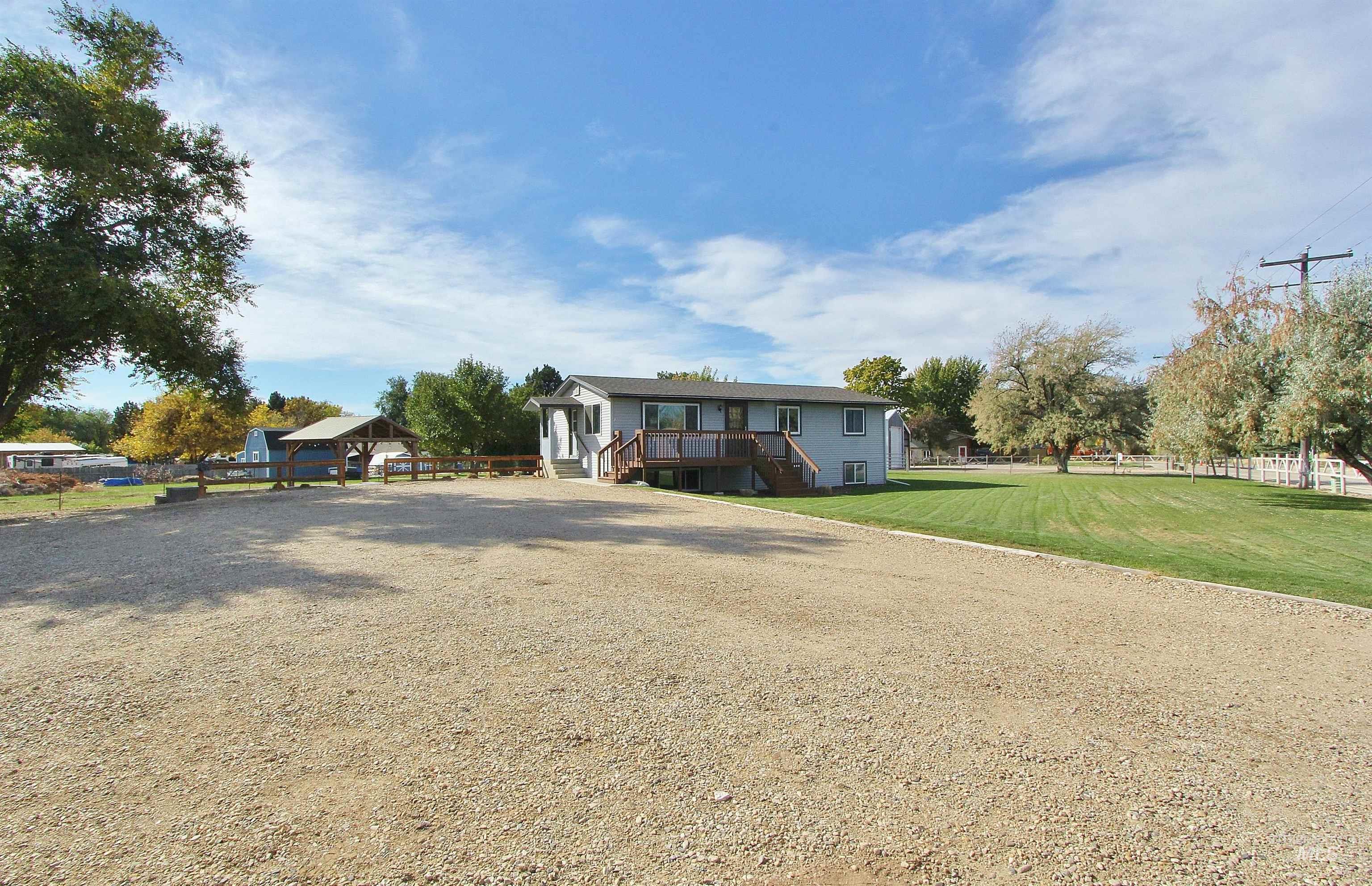 11305 W Desert View