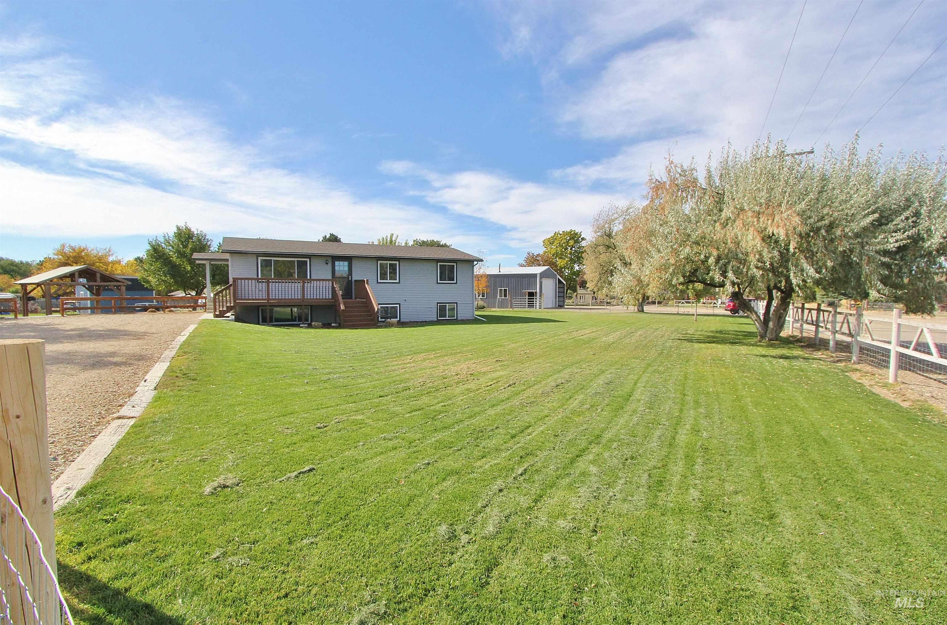 11305 W Desert View