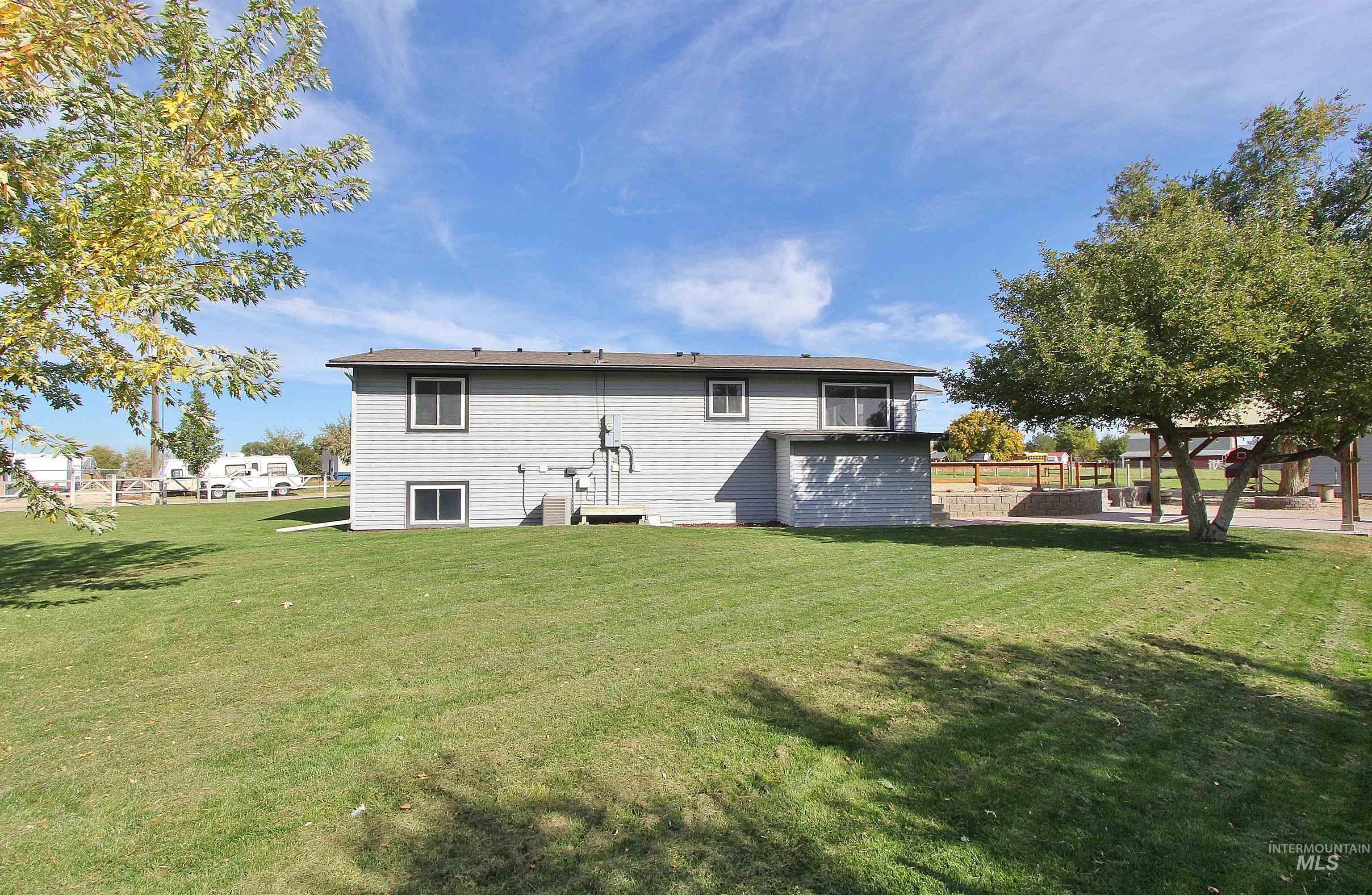 11305 W Desert View