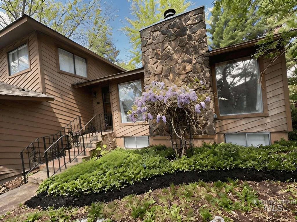 Photo of 5541 N Samson Ave, Boise, ID 83704 (MLS # 98983058)