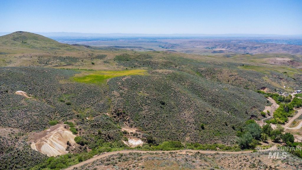 Photo of TBD Pearl, Eagle, ID 83616 (MLS # 98979469)