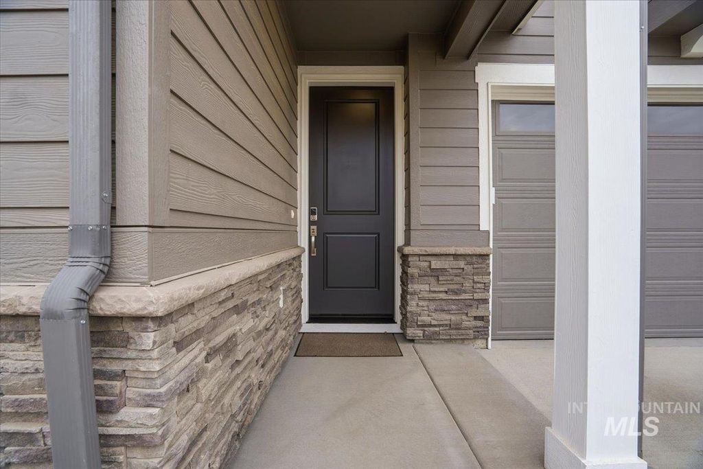 Photo of 6153 N Senita Hills Ave, Meridian, ID 83646 (MLS # 98969357)