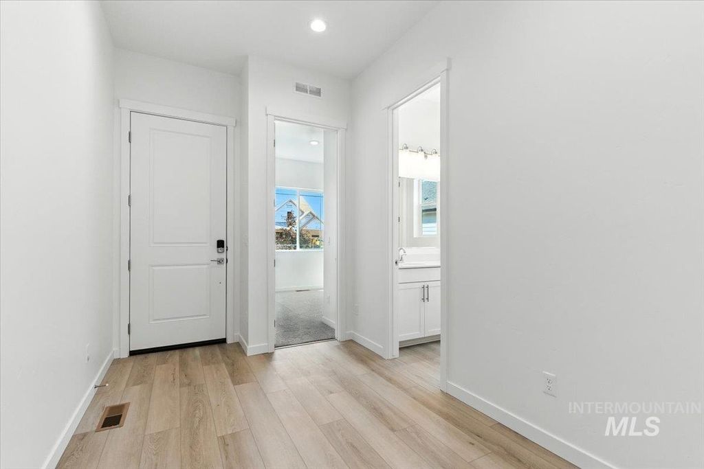 Photo of TBD N Ice Fire Ave, Star, ID 83669 (MLS # 98975937)