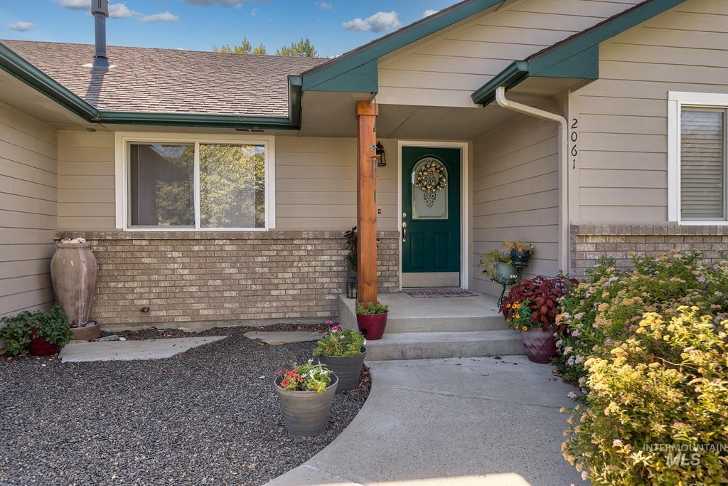 Photo of 2061 Shelley Dr, Payette, ID 83661 (MLS # 99004021)