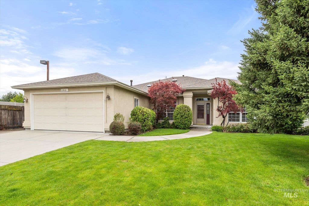 Photo of 3991 N Kessinger Ln, Boise, ID 83703 (MLS # 98983471)