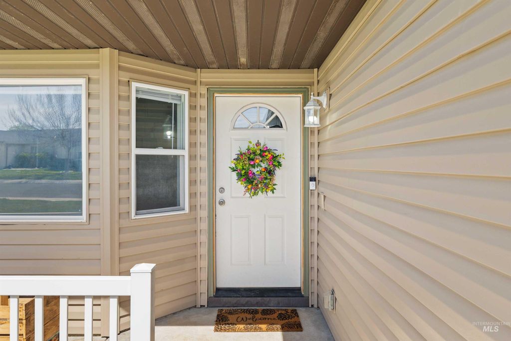 Photo of 430 Silver Pheasant Ave, Twin Falls, ID 83301 (MLS # 98981335)