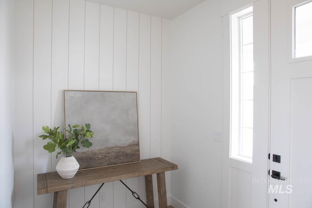 Photo of 2545 E Cavern Way, Meridian, ID 83642 (MLS # 98973028)