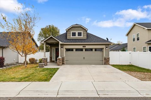 190 S Johns Bay Ave Kuna ID 83634