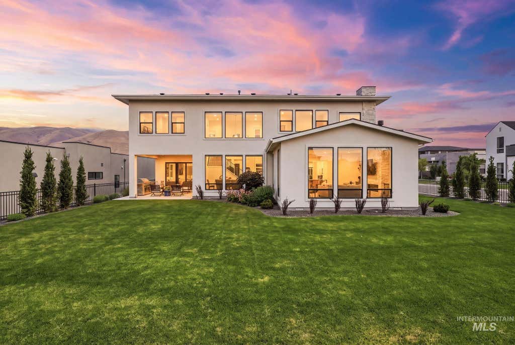 Photo of 2549 S Grebe Ave, Boise, ID 83716 (MLS # 98996763)